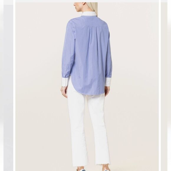 The Limited blue pinstripe blouse, white collar & wrists, pockets, buttons, L - Picture 3 of 7